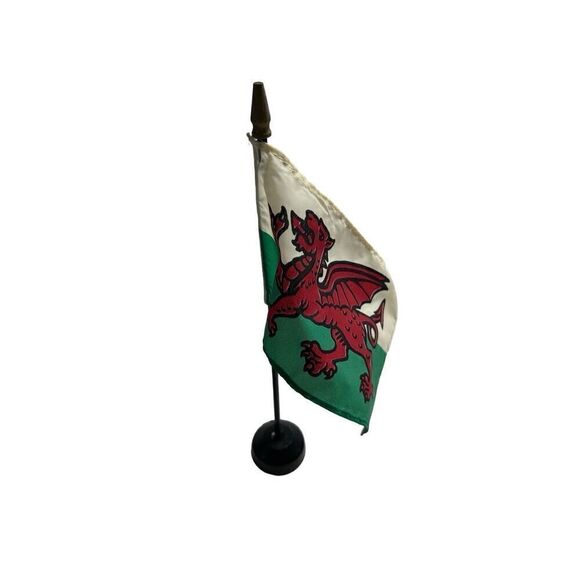 Wales Desk Table Flag with Wood Stand Vintage - Picture 2 of 3